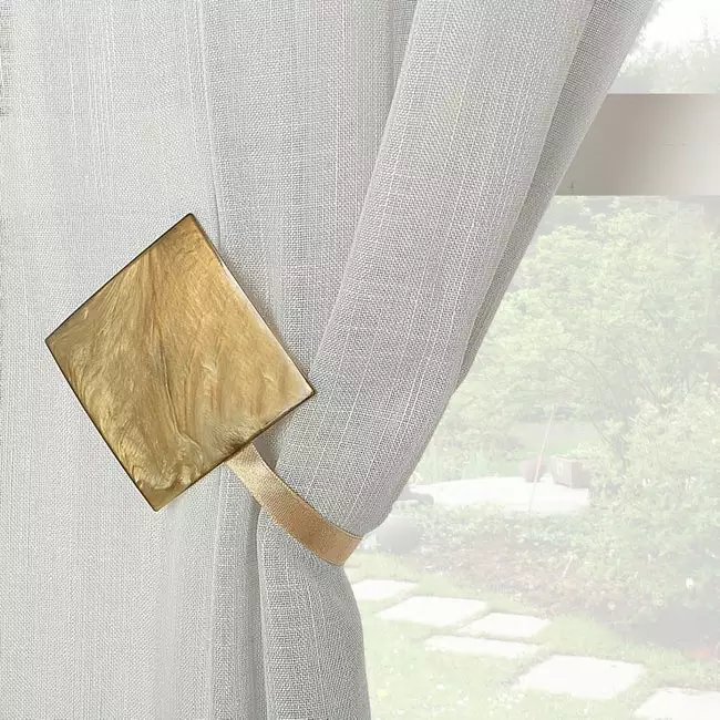 Embrasse Aimantée Carré, Nacré 3 Embrasse Aimantée Carré, Nacré