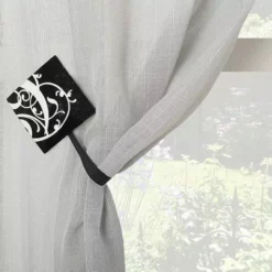 Embrasse Aimantée Carré, Noir & Blanc